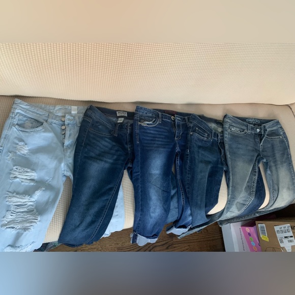 Lot 5 PCs Jeans different brands and sizes - Picture 2 of 7